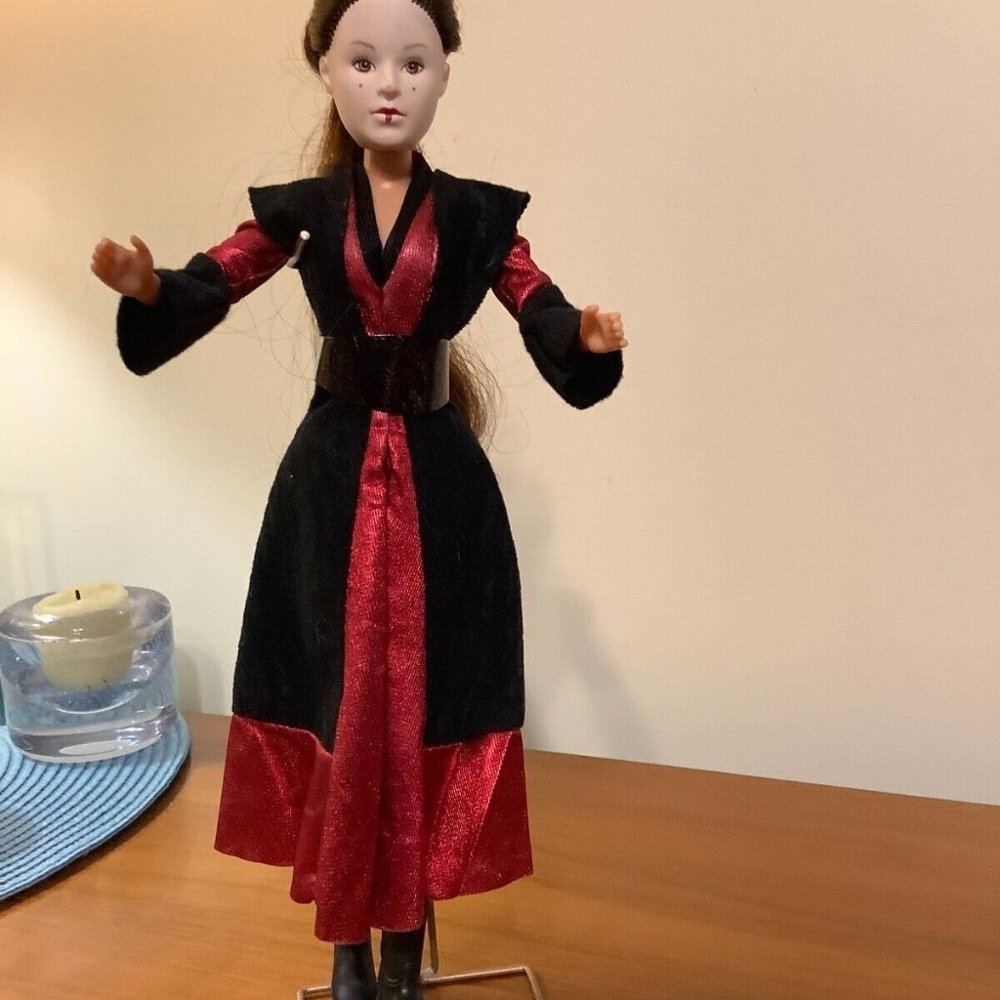 Hasbro - 1999 - Star Wars - Queen Amidala - 11" Fashion Doll -